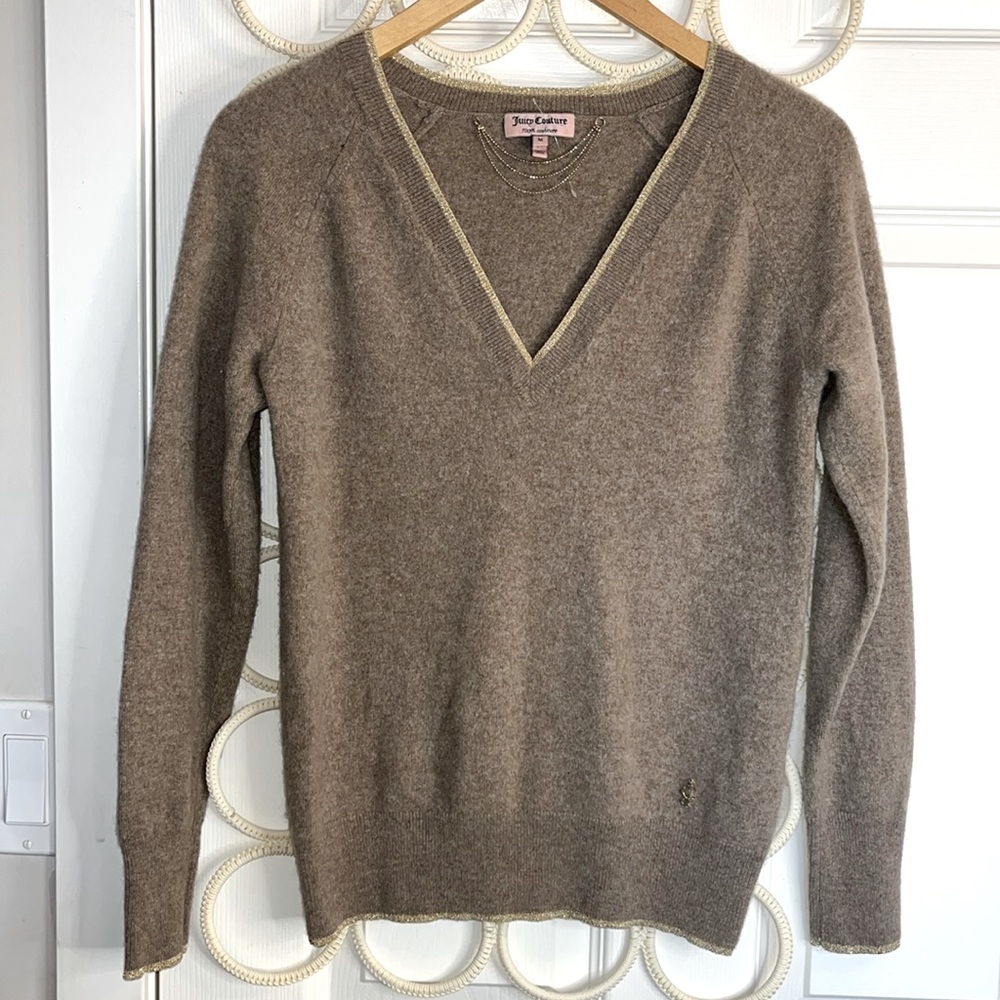 Juicy Couture Cashmere sweater v-neck women’s M tan gold trim